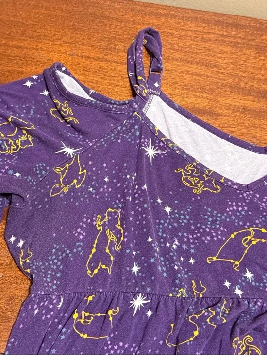 Torrid Disney Off-the-Shoulder Women’s Top - Picture 2 of 3